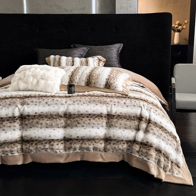 Winter New Arrival Lovewe | 4Pcs Cover Luxury Bed Set Velvet Milk 380gram | ID06 Color Brown Leopard Pattern