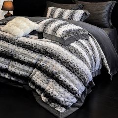 Winter New Arrival Lovewe | 4Pcs Cover Luxury Bed Set Velvet Milk 380gram | ID07 Color LightGray Leopard Pattern