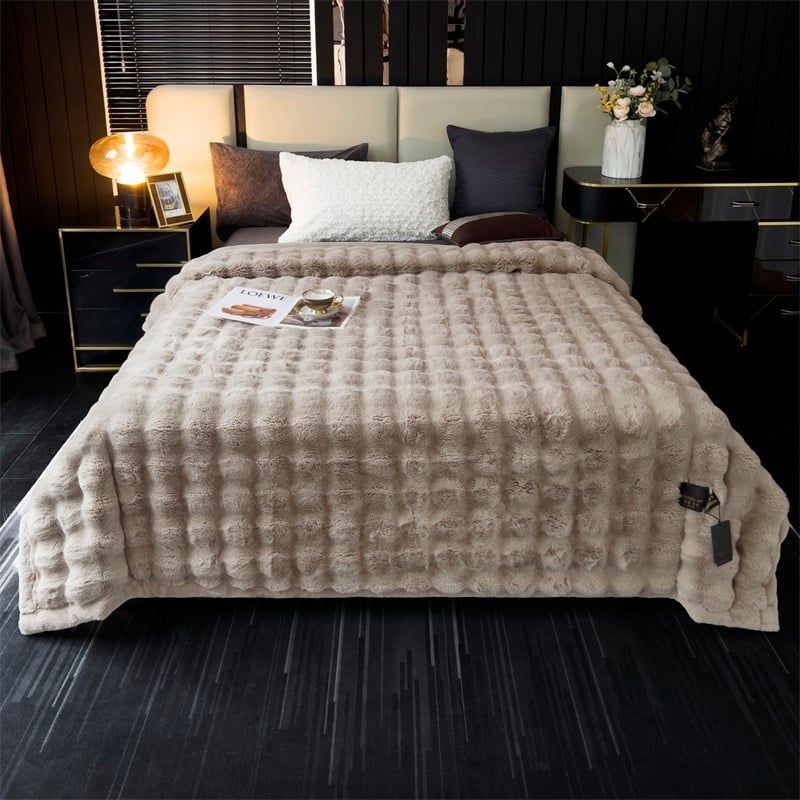 FOX MODER LUXURY FURBLANKET - MILKY BEIGE