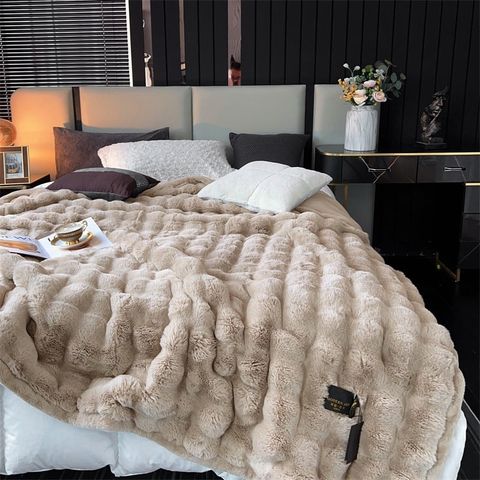 FOX MODER LUXURY FURBLANKET - MILKY BEIGE