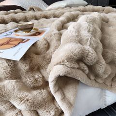 FOX MODER LUXURY FURBLANKET - MILKY BEIGE