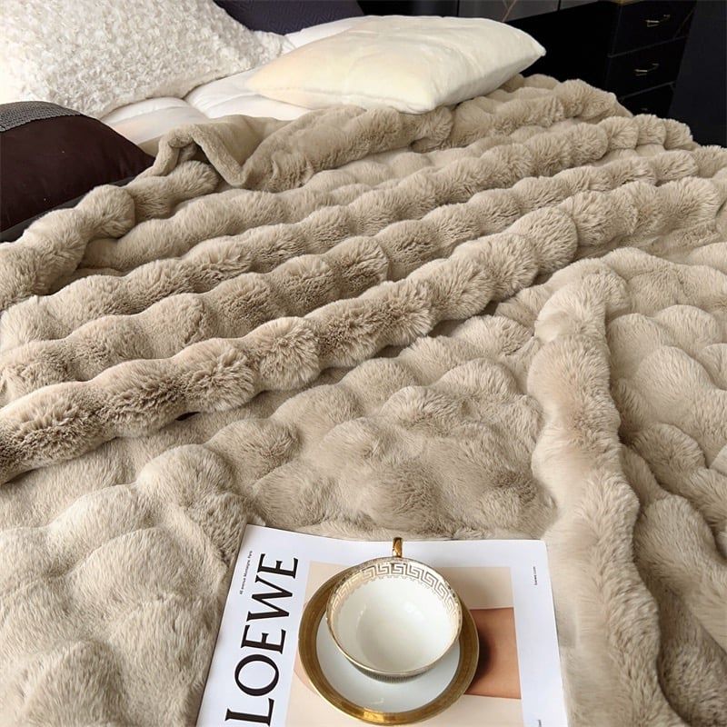 FOX MODER LUXURY FURBLANKET - MILKY BEIGE