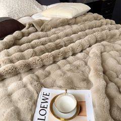 FOX MODER LUXURY FURBLANKET - MILKY BEIGE