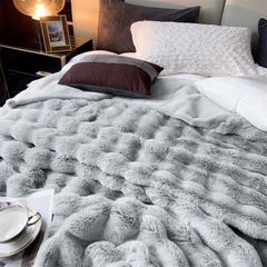 FOX MODER LUXURY FURBLANKET - LIGHTGRAY