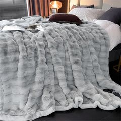FOX MODER LUXURY FURBLANKET - LIGHTGRAY