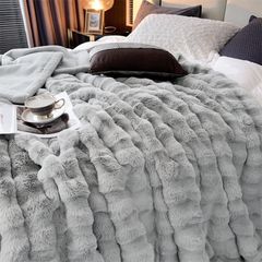 FOX MODER LUXURY FURBLANKET - LIGHTGRAY