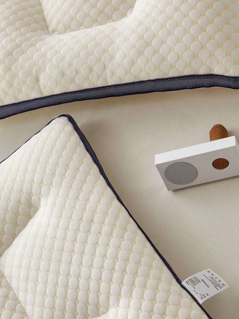 RUỘT GỐI MATXA CÔNG THÁI HỌC MS02 SIZE 48*74CM