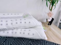 RUỘT GỐI HEALTHY CLEAN MATXA CỔ VAI GÁY CÓ NÚM MATXA VÀ THANH THẢO DƯỢC SIZE 48*74CM