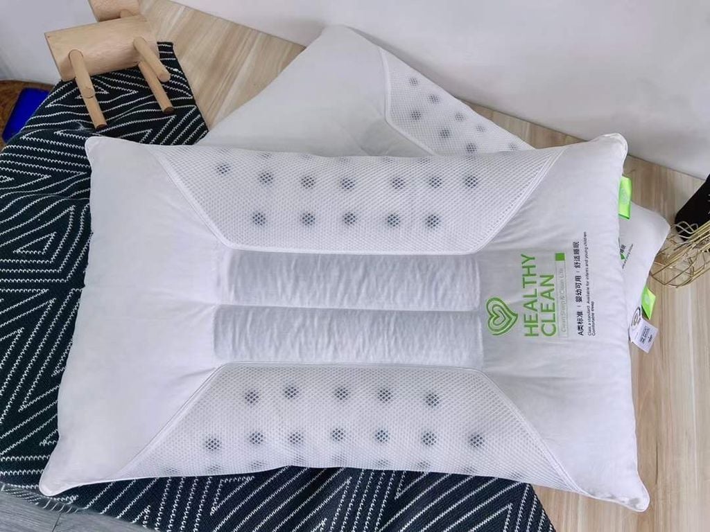 RUỘT GỐI HEALTHY CLEAN MATXA CỔ VAI GÁY CÓ NÚM MATXA VÀ THANH THẢO DƯỢC SIZE 48*74CM