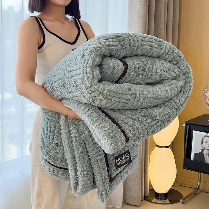 Home Text Wool Blanket | Chăn lông cừu dệt nổi 3D (1,6kg) | Deep Sea Blue Xanh Ngọc Navy
