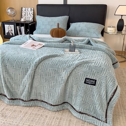 Home Text Wool Blanket | Chăn lông cừu dệt nổi 3D (1,6kg) | Deep Sea Blue Xanh Ngọc Navy