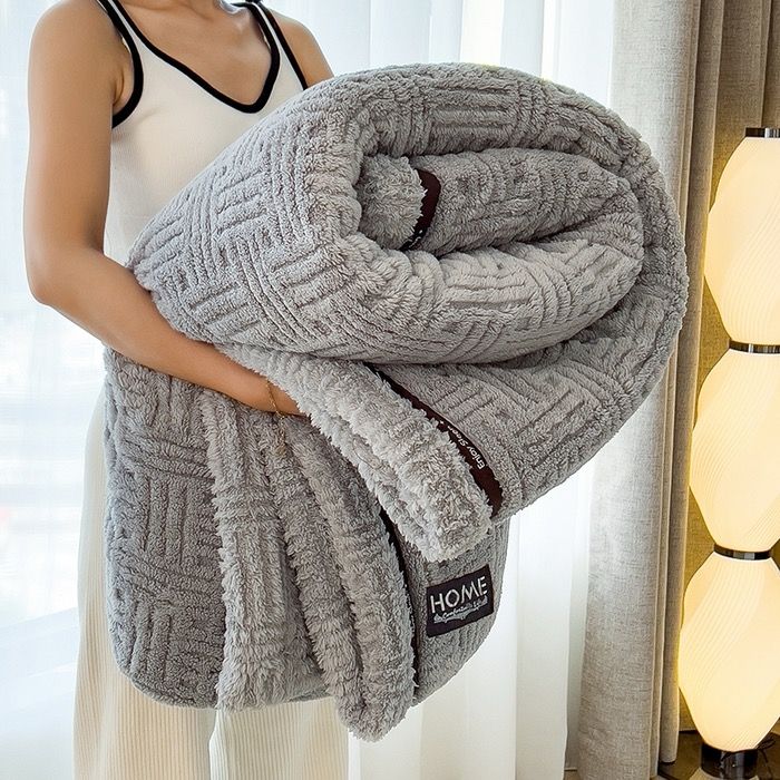 Home Text Wool Blanket | Chăn lông cừu dệt nổi 3D (1,6kg) | Ghi Xám Dark Grey