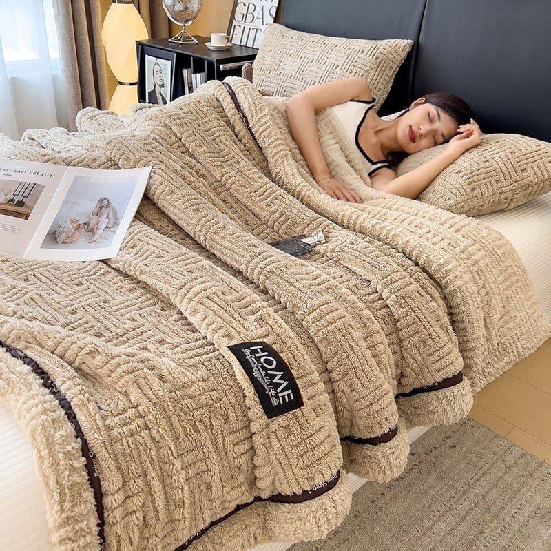 Home Text Wool Blanket Chăn lông cừu dệt nổi 3D 1,6kg | Mầu Cafe Sữa Mocha
