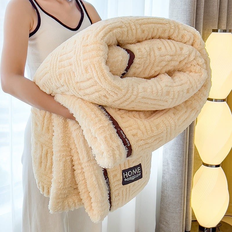 Home Text Wool Blanket | Chăn lông cừu dệt nổi 3D 1,6kg | Mầu Lông Gà Con Pastel Chick Yellow