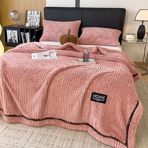 Home Text Wool Blanket Chăn lông cừu dệt nổi 3D 1,6kg | Deep Pink Hồng Đậm