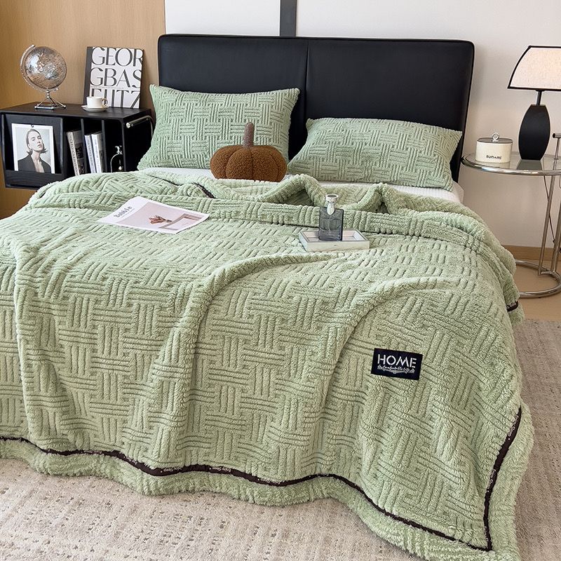 Home Text Wool Blanket Chăn lông cừu dệt nổi 3D 1,6kg | Matcha Green Trà Xanh