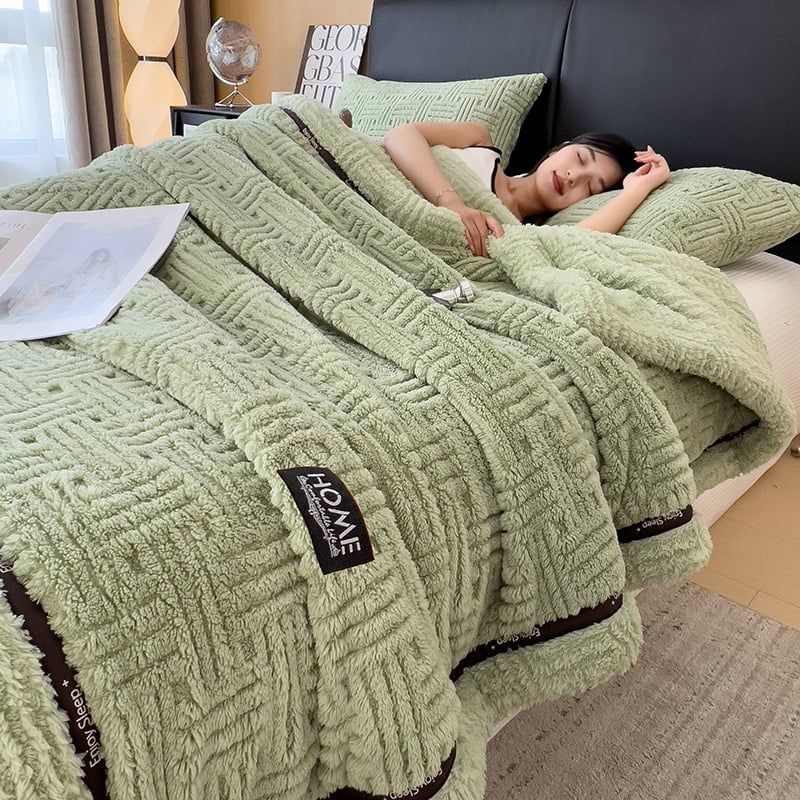 Home Text Wool Blanket Chăn lông cừu dệt nổi 3D 1,6kg | Matcha Green Trà Xanh