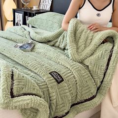 Home Text Wool Blanket Chăn lông cừu dệt nổi 3D 1,6kg | Matcha Green Trà Xanh
