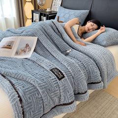 Home Text Wool Blanket | Chăn lông cừu dệt nổi 3D 1,6kg | Xanh Cobalt Royal Blue