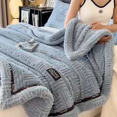 Home Text Wool Blanket | Chăn lông cừu dệt nổi 3D 1,6kg | Xanh Cobalt Royal Blue