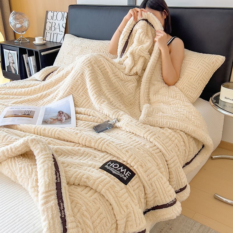 Home Text Wool Blanket | Chăn lông cừu dệt nổi 3D (1,6kg) | Trắng Sữa Ivory
