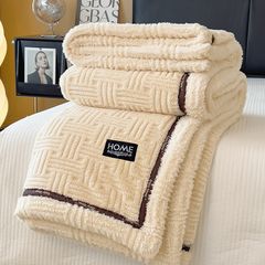 Home Text Wool Blanket | Chăn lông cừu dệt nổi 3D (1,6kg) | Trắng Sữa Ivory