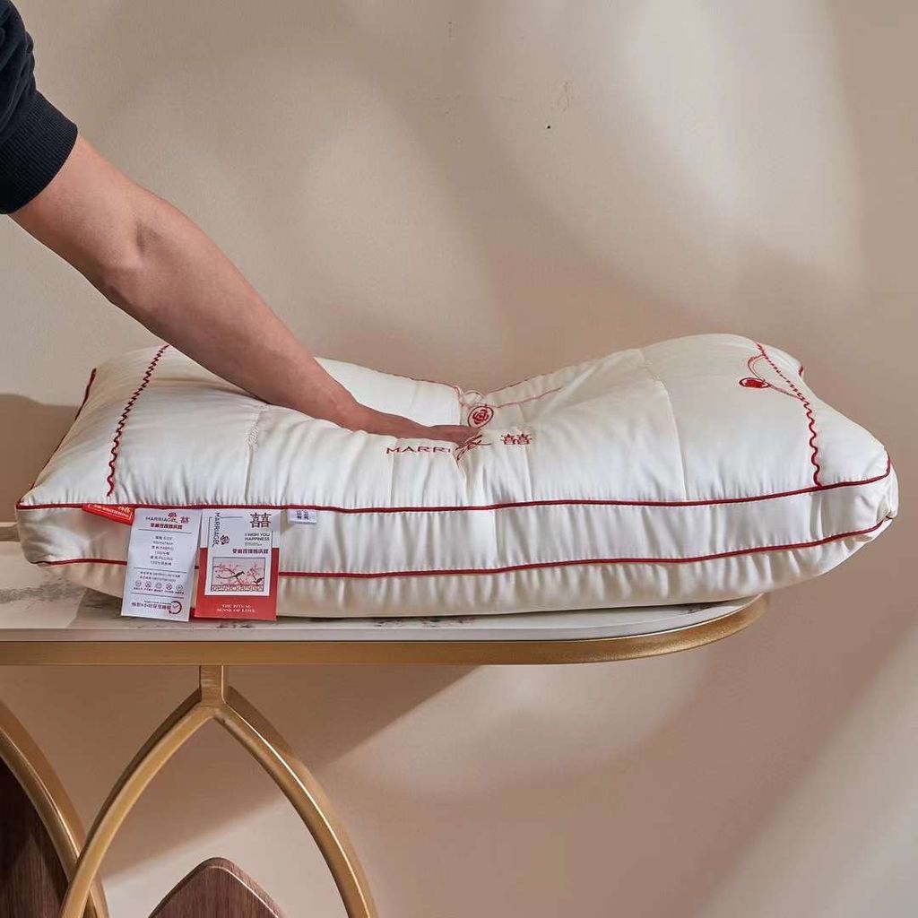 RUỘT GỐI LỤA LÔNG VŨ NHÂN TẠO MARRIAGE SIZE 48*74CM GỐI CHO LỄ VU QUY