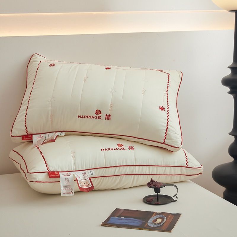 RUỘT GỐI LỤA LÔNG VŨ NHÂN TẠO MARRIAGE SIZE 48*74CM GỐI CHO LỄ VU QUY