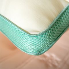 RUỘT GỐI ĐỊNH HÌNH COOLGEL LATEX THÊU HỌA CHIM CÁNH CỤT SIZE 48*74CM