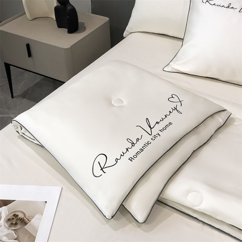 4Pcs Satin Babric | RomanticLove Standard Bedsets Summer Blanket | ID 4PCSSFARBRICROMA001