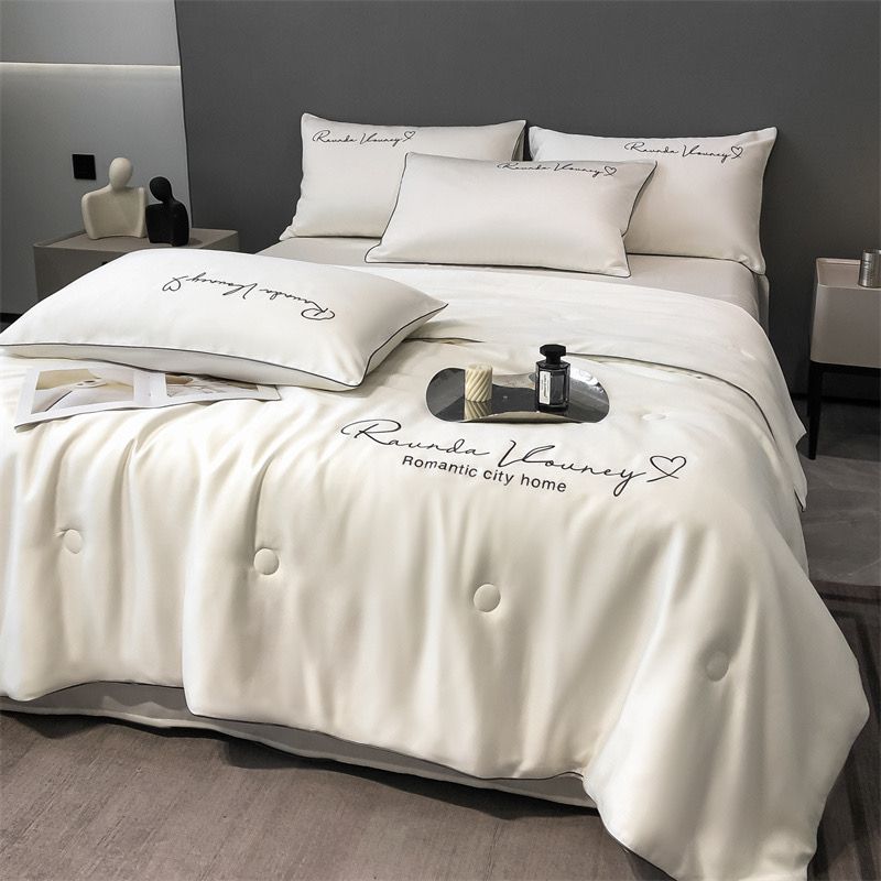4Pcs Satin Babric | RomanticLove Standard Bedsets Summer Blanket | ID 4PCSSFARBRICROMA001