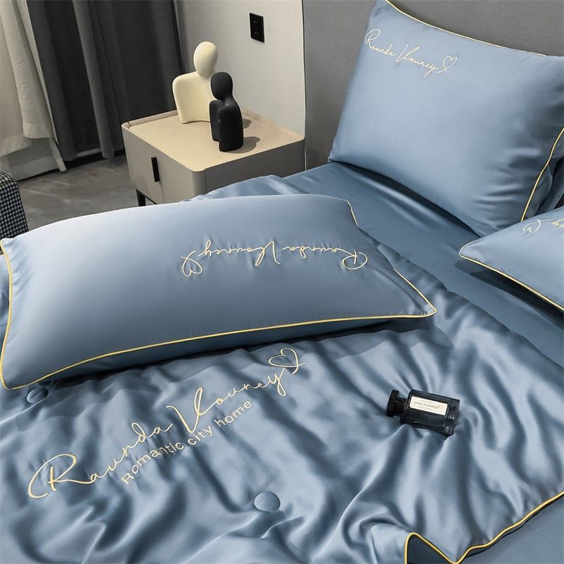 4Pcs Satin Babric | Romantic Love Standard Bedsets Summer Blanket | ID 4PCSROMANLOVE02