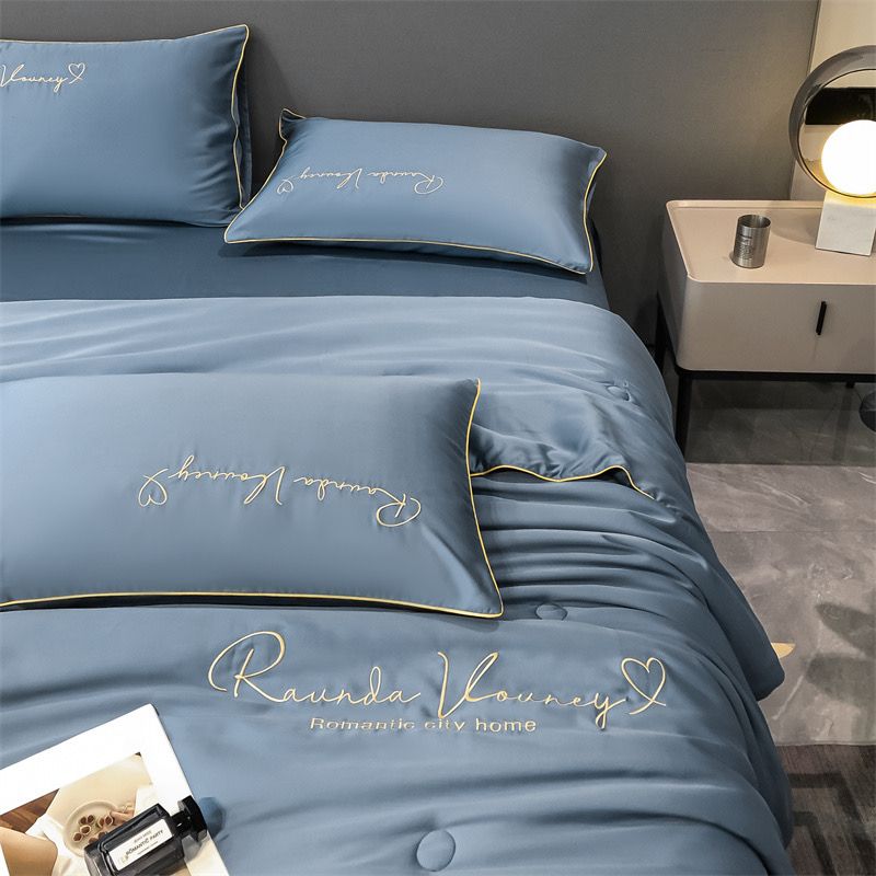 4Pcs Satin Babric | RomanticLove Standard Bedsets Summer Blanket | ID 4PCSSFARBRICROMA002