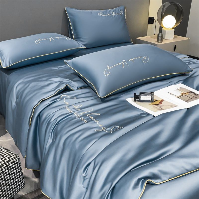 4Pcs Satin Babric | RomanticLove Standard Bedsets Summer Blanket | ID 4PCSSFARBRICROMA002