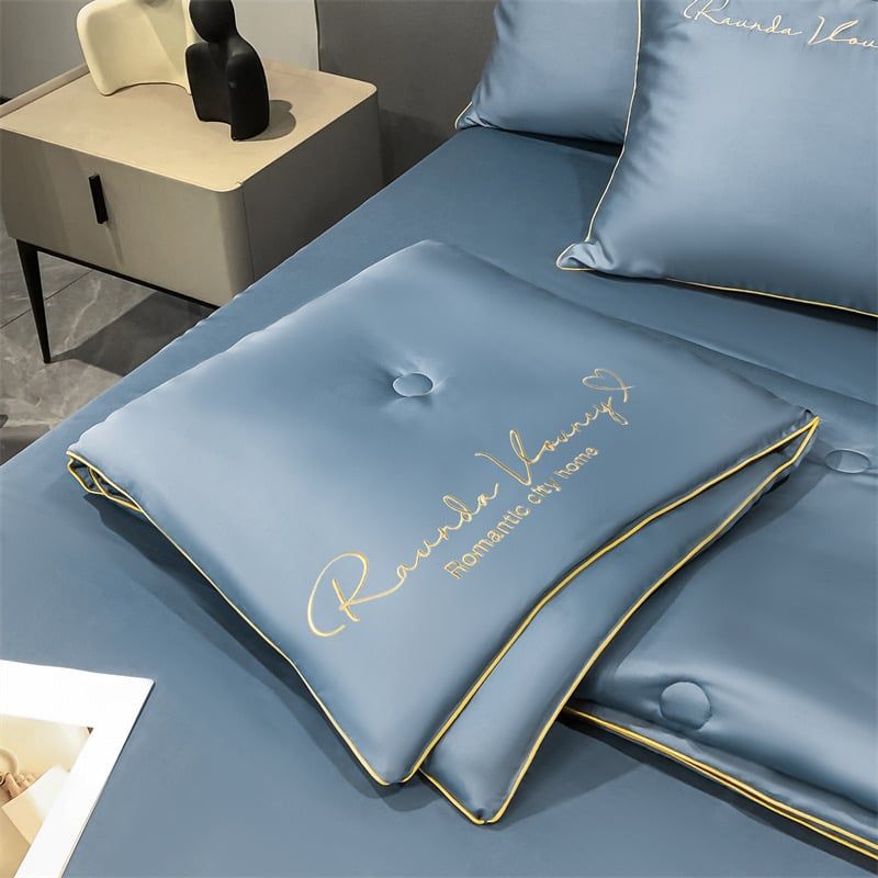 4Pcs Satin Babric | Romantic Love Standard Bedsets Summer Blanket | ID 4PCSROMANLOVE02