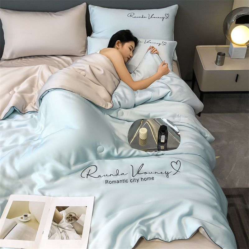 4Pcs Satin Babric | Romantic Love Standard Bedsets Summer Blanket | ID 4PCSROMANLOVE03