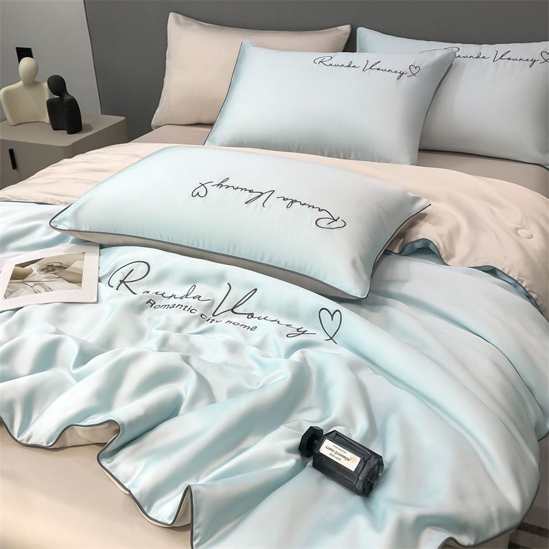 4Pcs Satin Babric | Romantic Love Standard Bedsets Summer Blanket | ID 4PCSROMANLOVE03