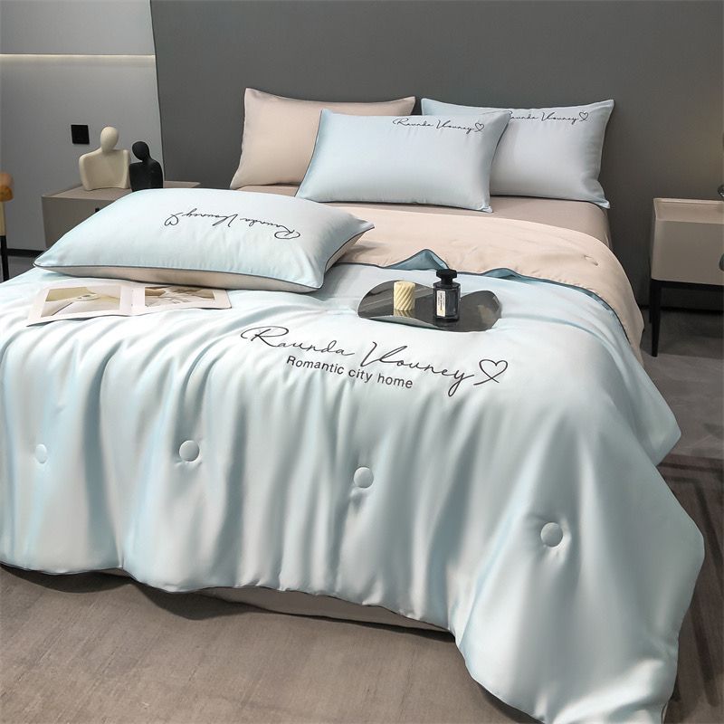 4Pcs Satin Babric | Romantic Love Standard Bedsets Summer Blanket | ID 4PCSROMANLOVE03