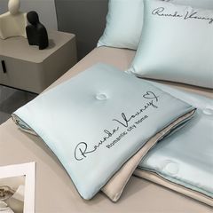4Pcs Satin Babric | Romantic Love Standard Bedsets Summer Blanket | ID 4PCSROMANLOVE03