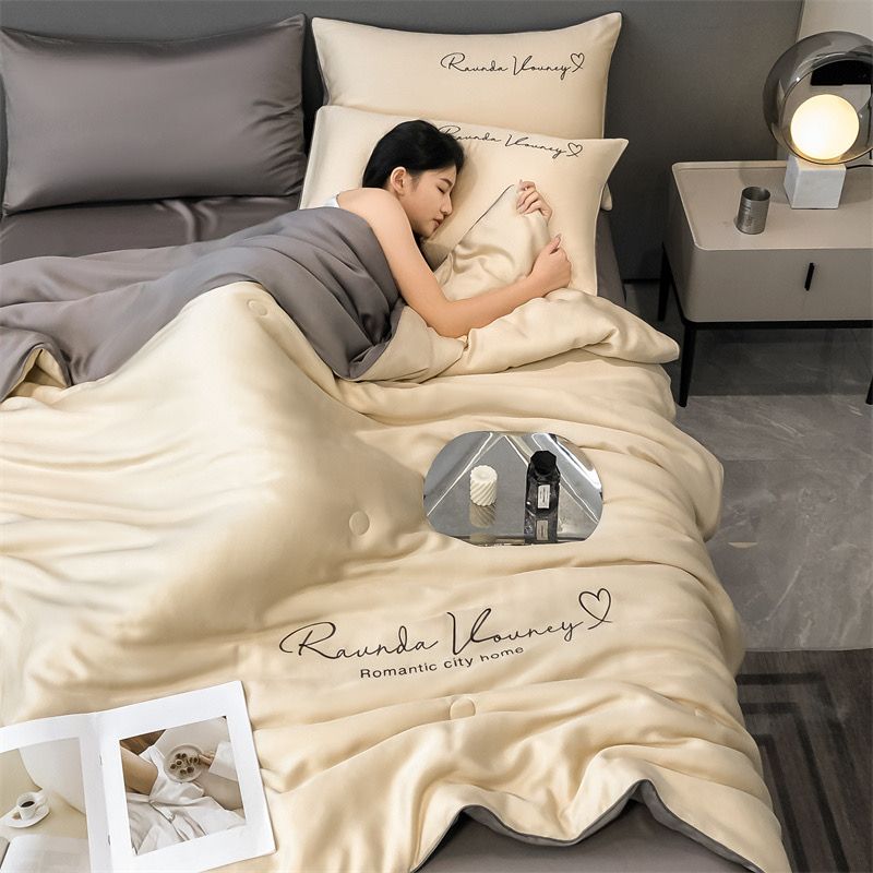4Pcs Satin Babric | RomanticLove Standard Bedsets Summer Blanket | ID 4PCSSFARBRICROMA004