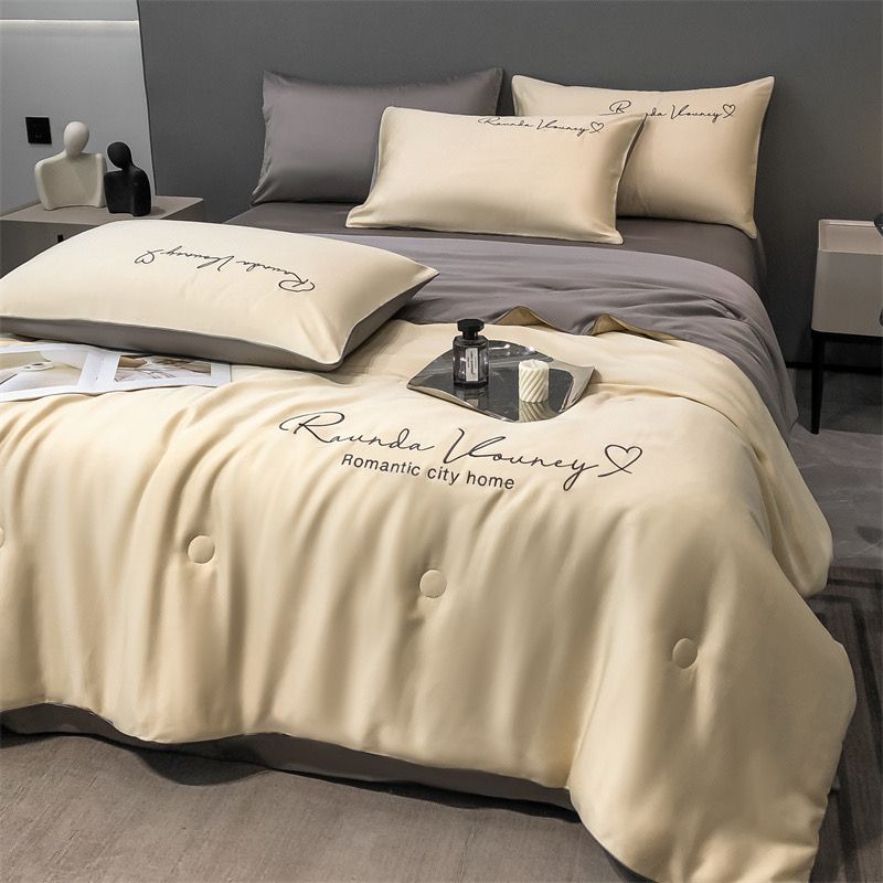 4Pcs Satin Babric | RomanticLove Standard Bedsets Summer Blanket | ID 4PCSSFARBRICROMA004