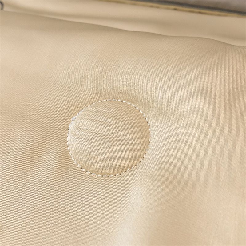 4Pcs Satin Babric | RomanticLove Standard Bedsets Summer Blanket | ID 4PCSSFARBRICROMA004