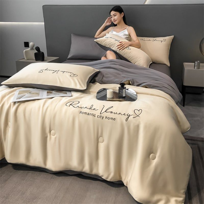 4Pcs Satin Babric | RomanticLove Standard Bedsets Summer Blanket | ID 4PCSSFARBRICROMA004