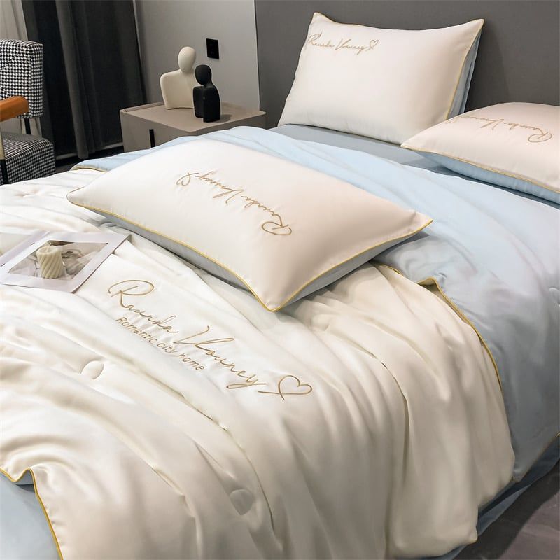 4Pcs Satin Babric | Romantic Love Standard Bedsets Summer Blanket | ID 4PCSROMANLOVE05