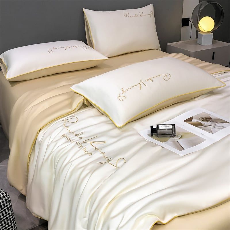 4Pcs Satin Babric | Romantic Love Standard Bedsets Summer Blanket | ID 4PCSROMANLOVE06