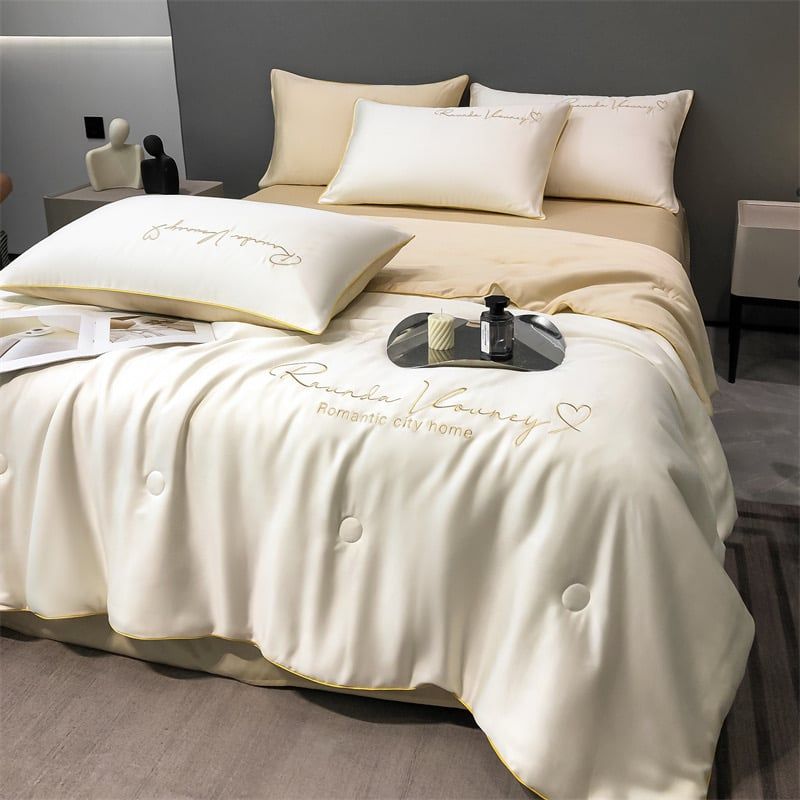4Pcs Satin Babric | Romantic Love Standard Bedsets Summer Blanket | ID 4PCSROMANLOVE06