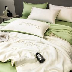 4Pcs Satin Babric | Romantic Love Standard Bedsets Summer Blanket | ID 4PCSROMANLOVE07