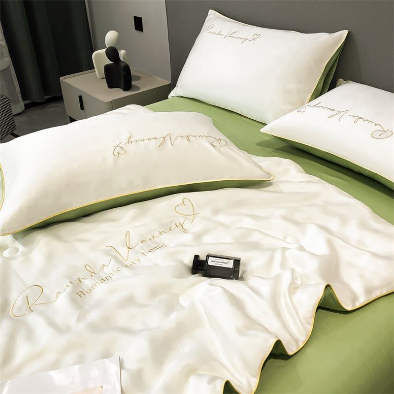 4Pcs Satin Babric | RomanticLove Standard Bedsets Summer Blanket | ID 4PCSSFARBRICROMA007