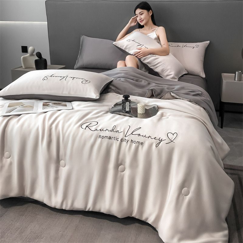 4Pcs Satin Babric | Romantic Love Standard Bedsets Summer Blanket | ID 4PCSROMANLOVE08