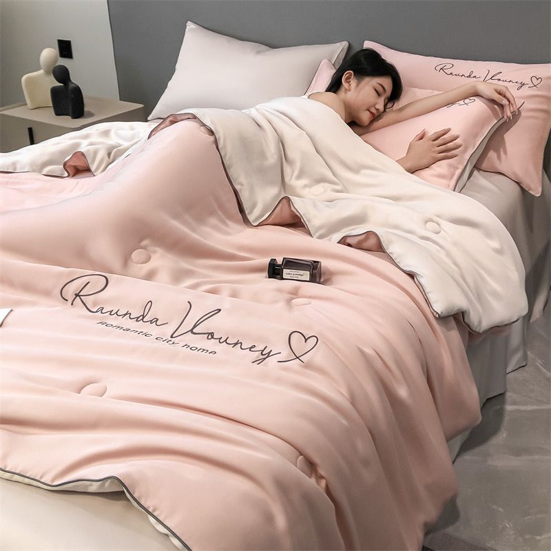 4Pcs Satin Babric | Romantic Love Standard Bedsets Summer Blanket | ID 4PCSROMANLOVE09